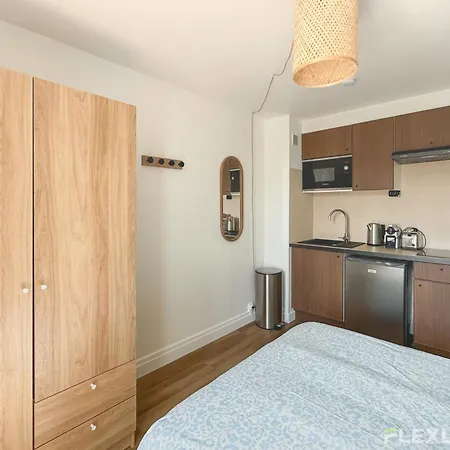 公寓 Charming 16m In 20 With Shared Terrace