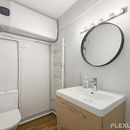 Immeuble Droite Paris
