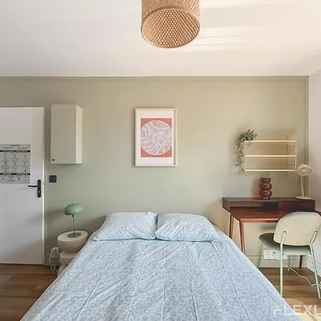 Apartment Immeuble Droite Paris