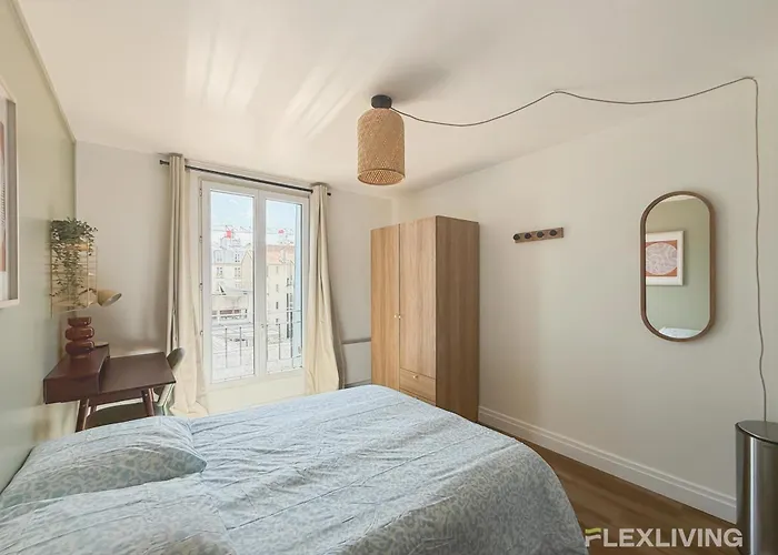 Charming 16m In 20 With Shared Terrace Apartman