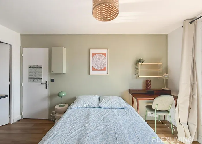 Charming 16m In 20 With Shared Terrace Apartman